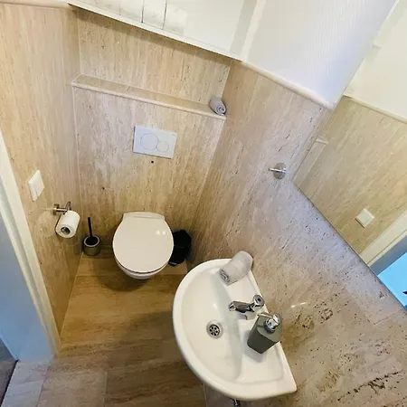 Vakantiehuis Zentrales, Kuscheliges Ferienhaus In Tinnum